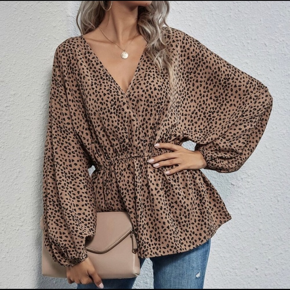 V Neck Peplum Top 😍